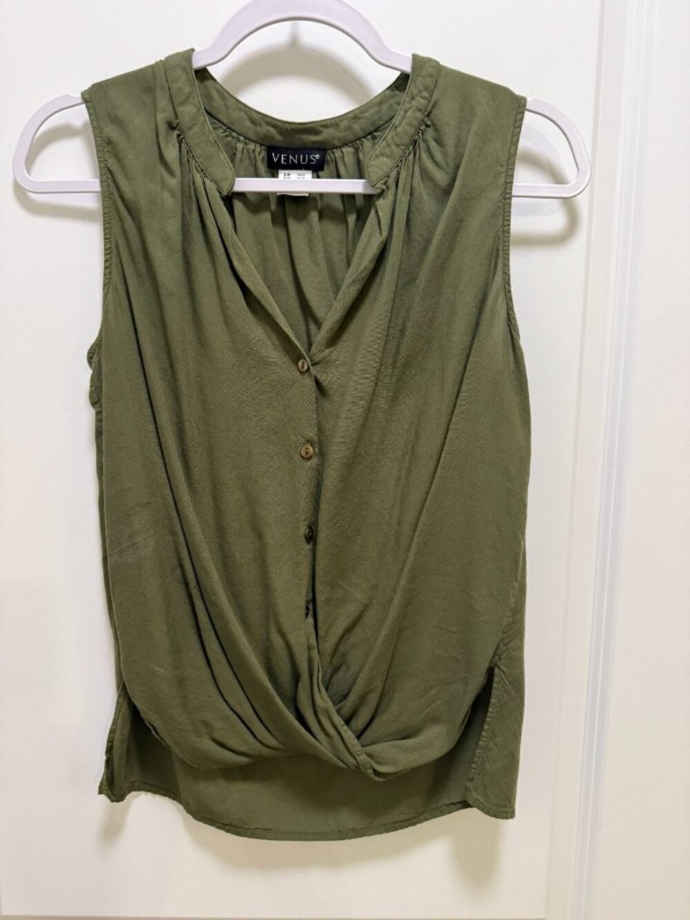 Venus Olive Green Sleeveless Button Front Blouse Sz S
